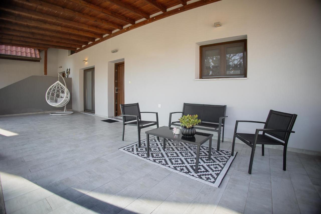 Countryside Luxury Studios Kato Lekhonia Екстер'єр фото