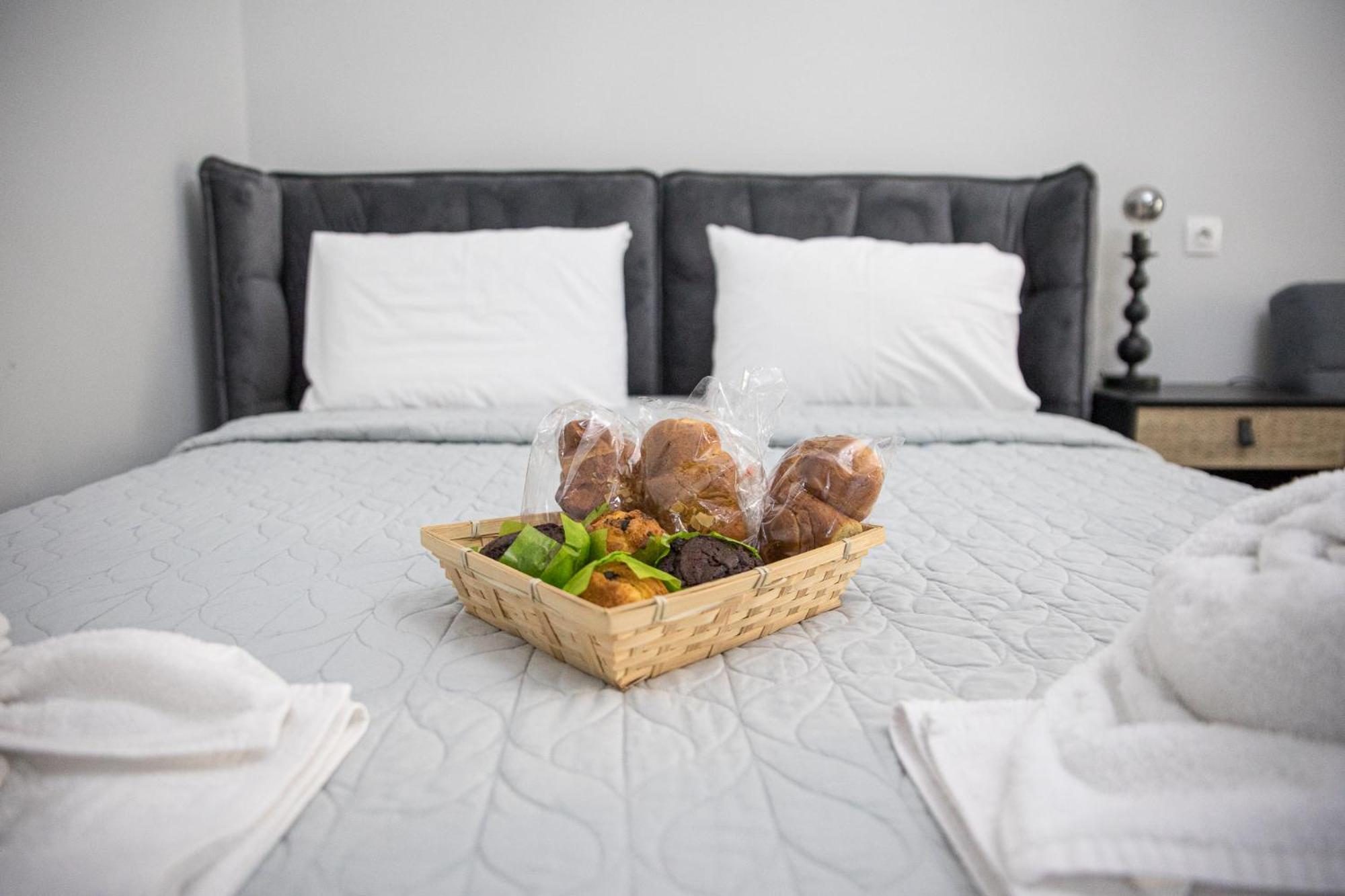 Countryside Luxury Studios Kato Lekhonia Екстер'єр фото